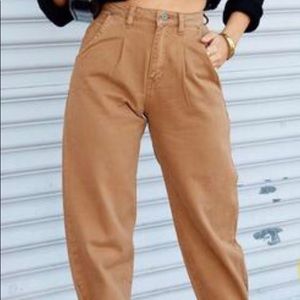 Super cute baggy cropped jeans